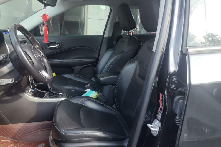 Used Jeep Compass 2017 200T Automatic Family Edition