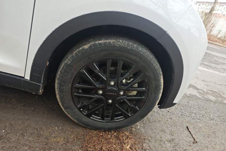 Used Chery Little Ant 2024 Youth Edition 251km True Love Edition 23.99 kWh Right Front Wheel Hub