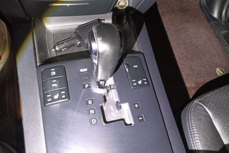 Used Kia Borrego 2015 3.8L Luxury Edition China IV