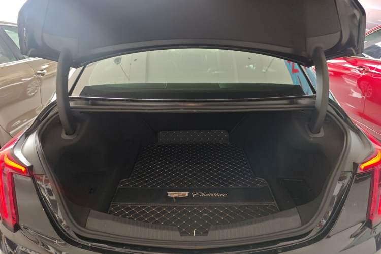 Used Cadillac CT5 2021 Revised 28T Luxury Version Trunk