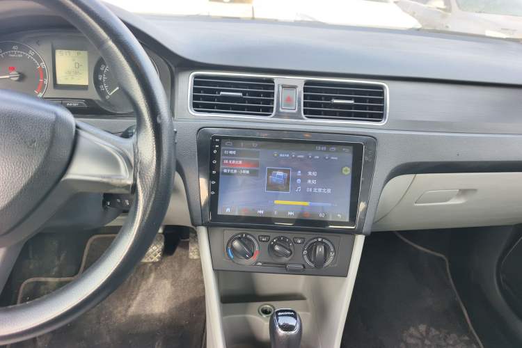 Used Skoda Rapid 2015 1.6L Automatic Smart Selection Model