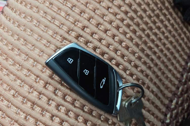 Used Iveco Fidato 2025 C30 Passenger Van 2.0T 93kW Manual – Xingtu Edition
