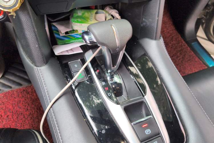 Used Honda UR-V 2017 240TURBO Two-Wheel Drive Classic Edition China V
