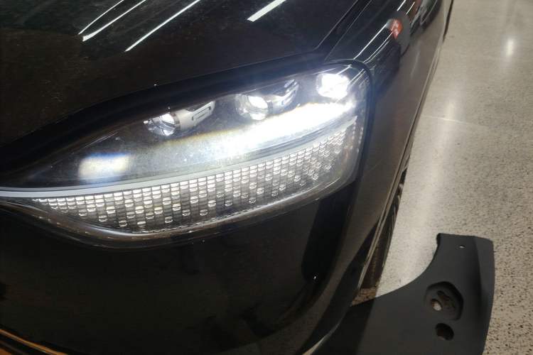 Used Hima AITO M9 2024 Range-Extended Max Edition 42 kWh 6-Seater Version Left Front Headlight