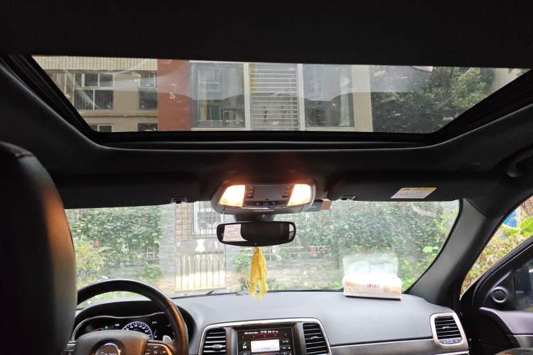 Used Jeep Grand Cherokee 2017 3.0L Elite Navigation Edition