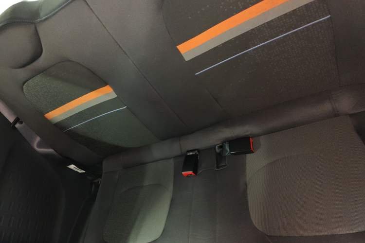 Used Wuling Hongguang MINIEV 2022 Zizai Version Lithium Iron Phosphate Left Rear Seat