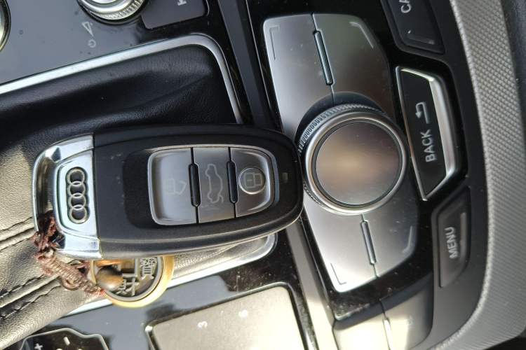 Used Audi A6L 2018 30th Anniversary Edition 35 TFSI Fashion Model
