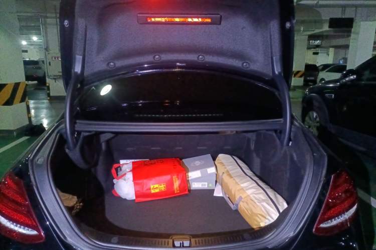 Used Mercedes-Benz E-Class 2020 E 300 L Sporty and Stylish Model