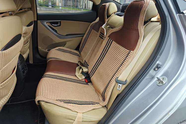 Used Hyundai Elantra (5th Generation / Langdong) 2012 1.6L Automatic Prestige Model