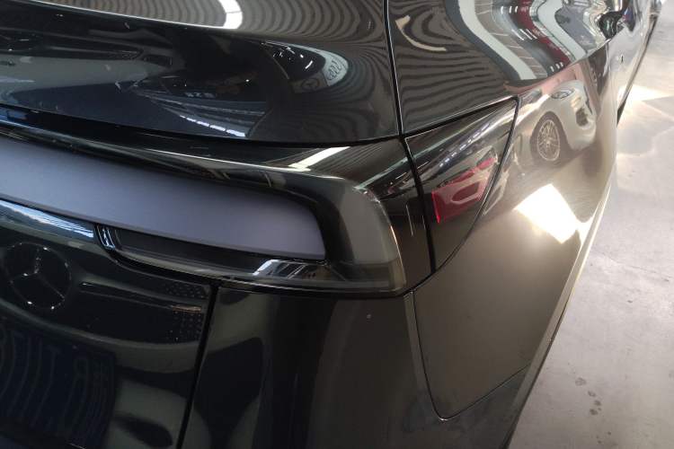 Used Tesla Model Y 2025 Rear-Wheel-Drive Version