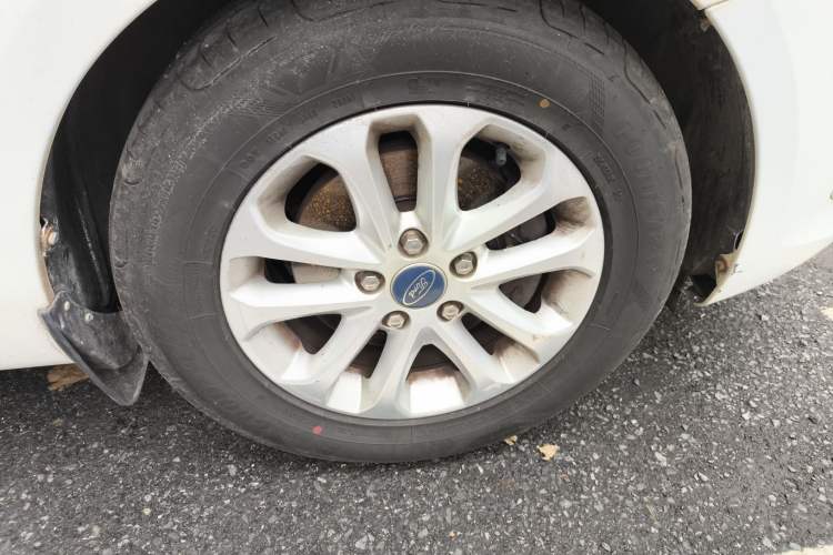 Used Ford Focus 2013 Hatchback Classic 1.8L Manual Base Model
