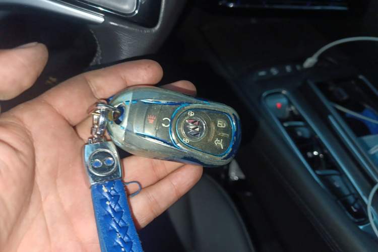 Used Buick Enclave 2020 28T Two-Wheel Drive Prestige Version