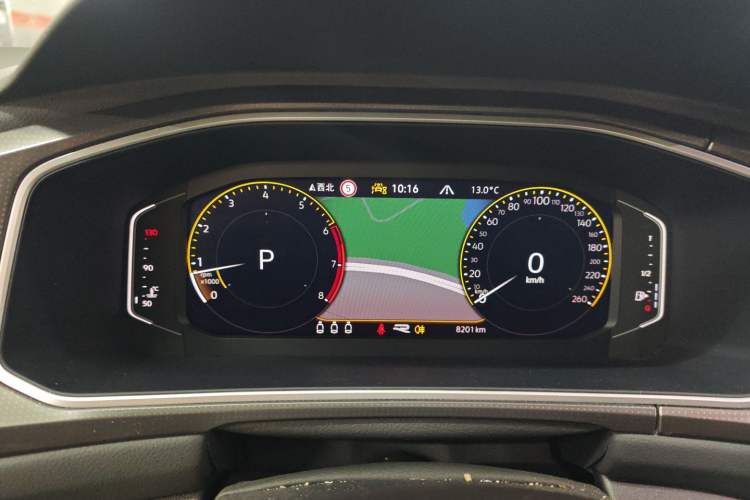 Used Volkswagen T-ROC 2024 300TSI DSG Two-Wheel-Drive Chen Guang Edition