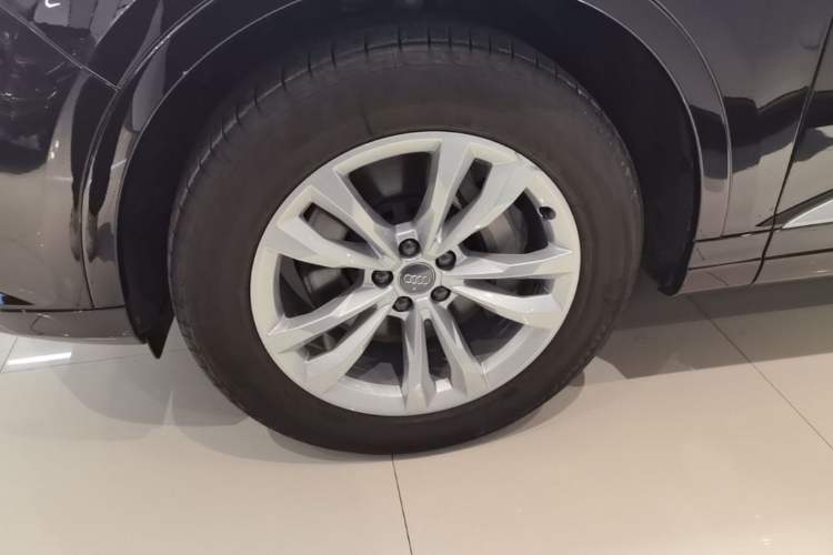 Used Audi Q7 2019 55 TFSI Technology Edition
