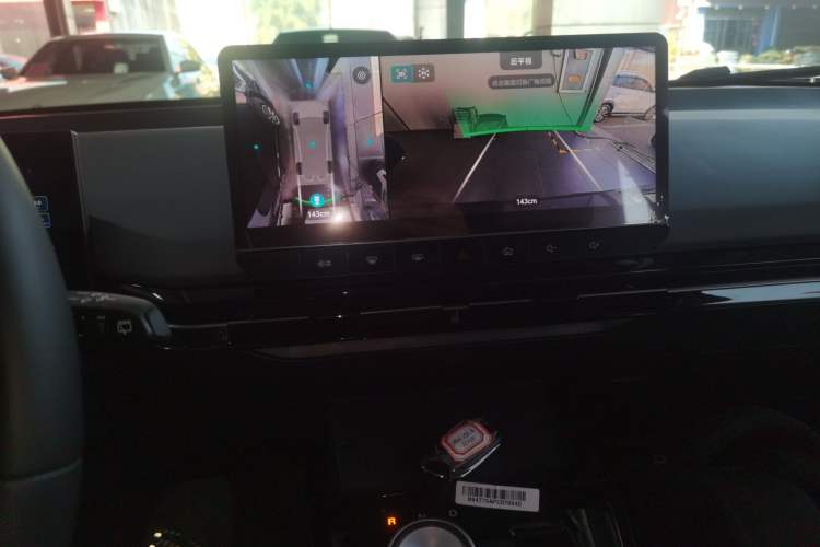 Used MG 4 EV 2023 415 km Range Sea-Faring Champion Edition