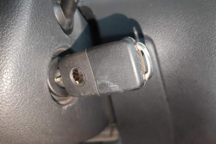 Used Volkswagen Polo 2016 1.6L Automatic Comfort Model