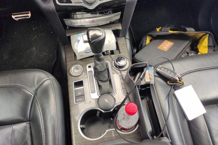 Used Haval H9 2015 2.0T Four-Wheel Drive Luxury 7-Seater
