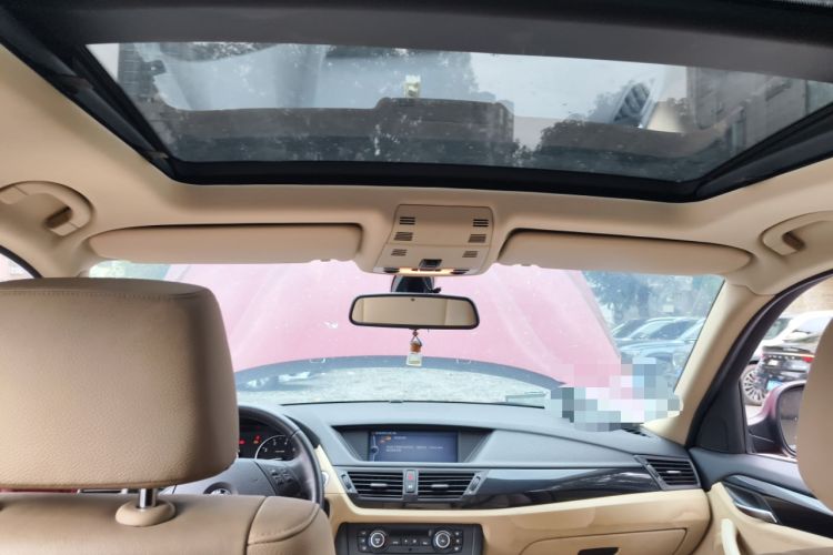 Used BMW X1 2012 sDrive18i Luxury Edition