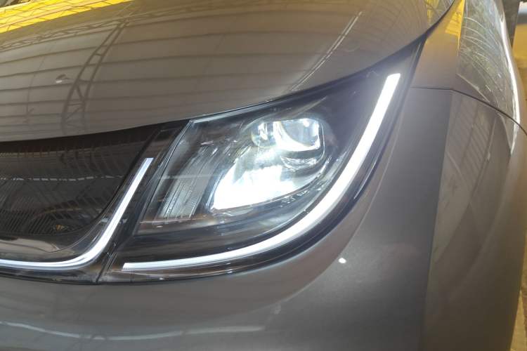 Used BYD Dolphin 2023 420 km Fashion Edition
