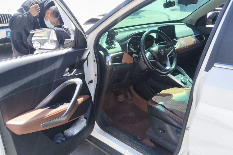 Used Baojun 510 2017 1.5L Automatic Luxury Model
