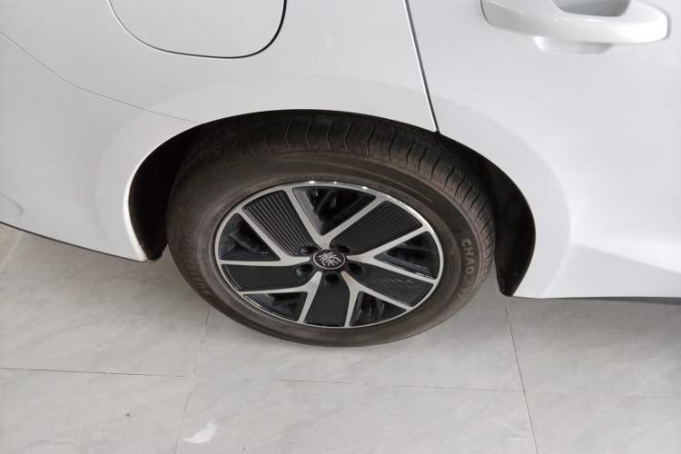 Used BYD Qin L 2025 DM-i Smart Drive 120KM Superior Model
