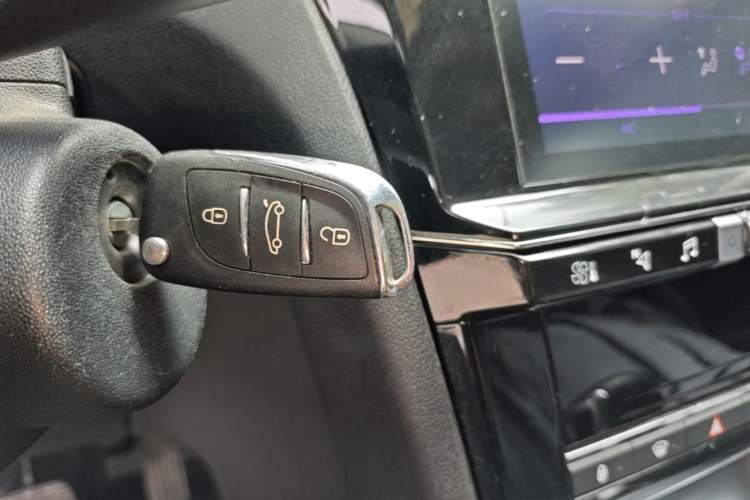 Used DS 4S 2018 30THP Enjoyment Model