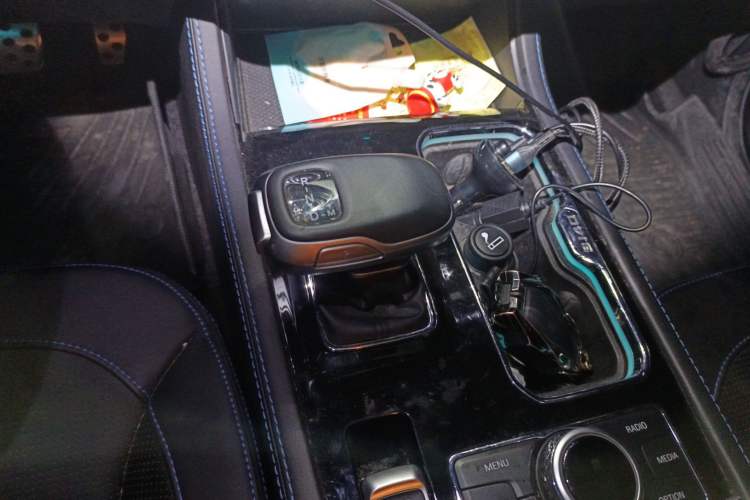 Used BAIC Off-Road BJ40 2021 2.0D Automatic Four-Wheel Drive Blade Hero Edition Pioneer Model
