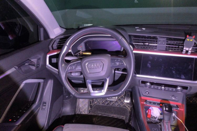 Used Audi Q3 2020 40 TFSI Fashion Dynamic Model