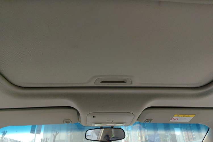 Used Buick GT 2018 15T Dual-Clutch Elite Model China V Standard Headliner