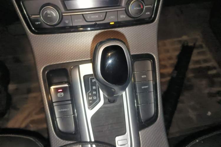 Used Geely Auto Emgrand GS 2016 Elegant Edition 1.8L Automatic LingShang Model
