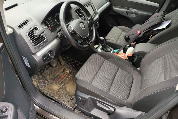 Used Volkswagen Sharan 2016 380TSI Comfort Edition 7-Seater
