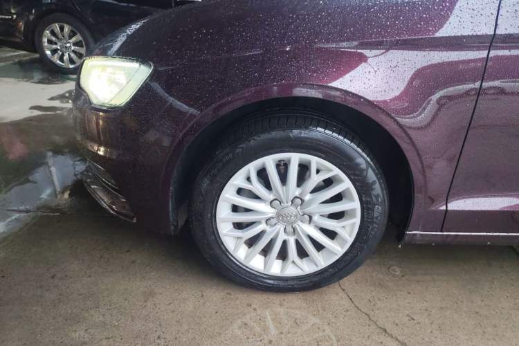 Used Audi A3 2015 Limousine 35 TFSI Millionth Anniversary Intelligent Leading Model
