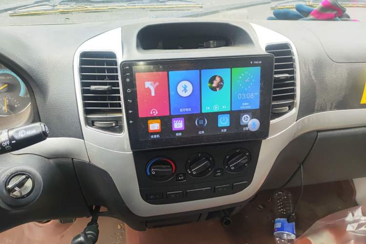 Used Golden Dragon Hiace New Energy 2023 Longyun GLE850 50.38 kWh Audio And AC Panel