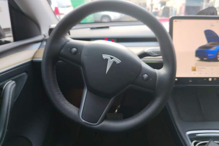 Used Tesla Model Y 2022 Rear-Wheel-Drive Version Steering Wheel