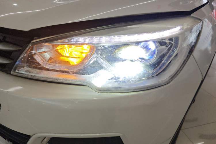 Used Hanteng X7 2016 1.5T Manual Fashion Edition