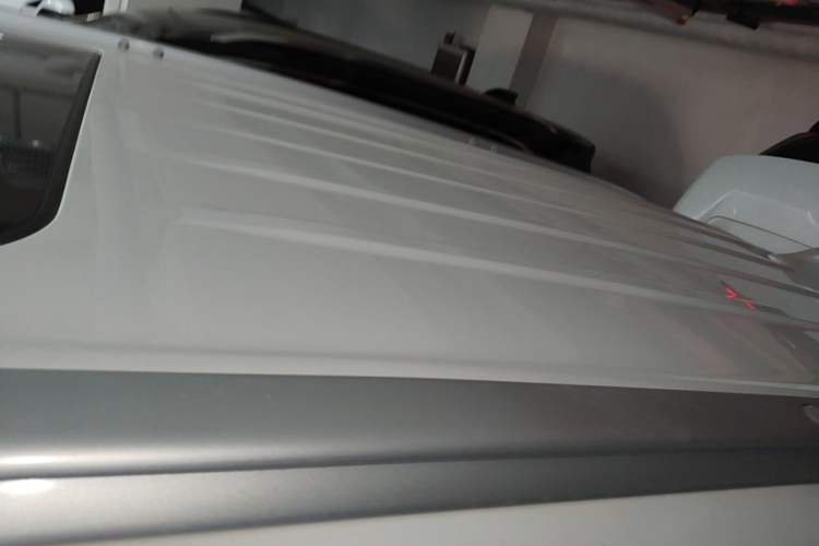 Used Mitsubishi Outlander 2019 2.0L Two-Wheel Drive Comfort Edition 7-Seater China VI Standard Roof