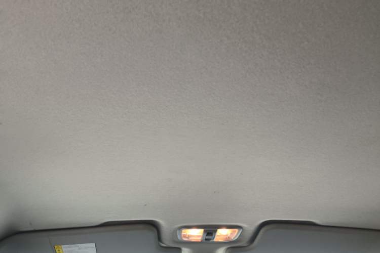 Used Great Wall Wingle 5 2021 1.5T Two-Wheel Drive "Dry Meal" Edition Value Model with a 1680mm Cargo Bed Equipped with GW4G15K Engine Headliner