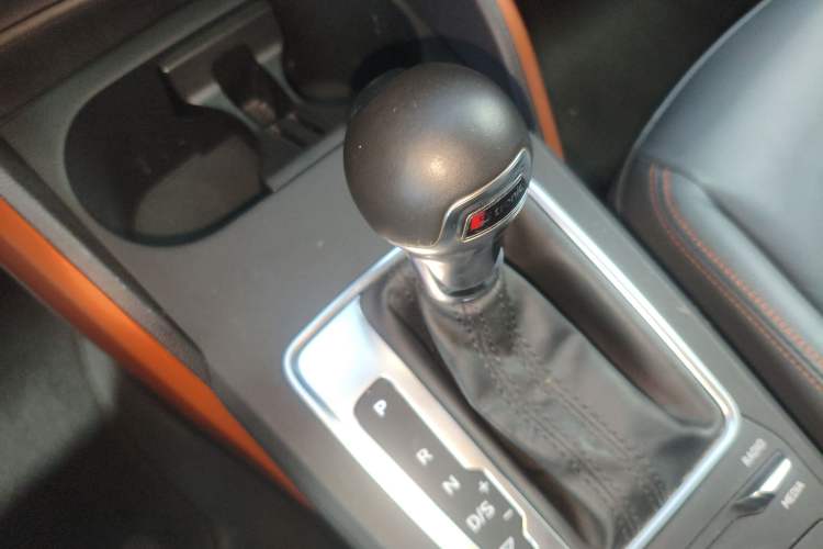 Used Audi Q2L 2018 35 TFSI Fashion Elegant Version China V