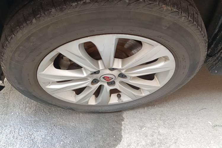 Used Roewe RX5 2018 20T Two-Wheel Drive Manual Flagship Edition
