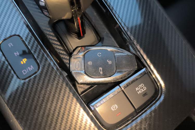 Used GAC Trumpchi EMPOW 2022 270T DCT J16 R-Style Track Edition