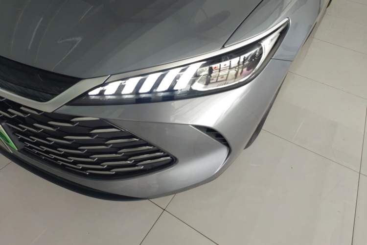 Used BYD Qin PLUS 2025 DM-i Smart Drive 55KM Leading Model