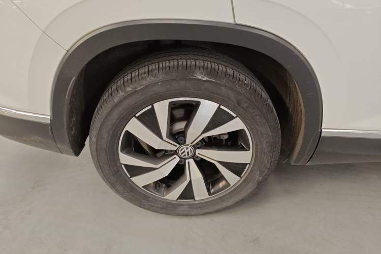 Used Volkswagen Tayron 2019 330TSI Two-Wheel Drive Luxury Model China VI Standard