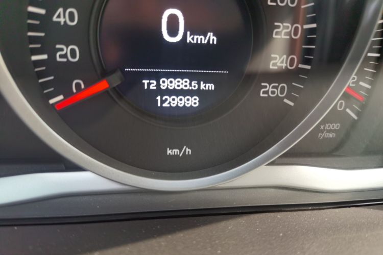 Used Volvo XC60 2017 T5 Smart Upgrade Edition