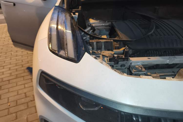 Used Lynk & Co 09 2021 2.0T Halo Six-Seater
