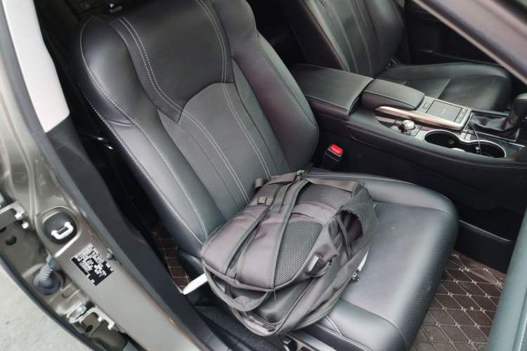 Used Lexus RX 2020 Facelifted 300 4x4 Elegant Edition Right Front Seat