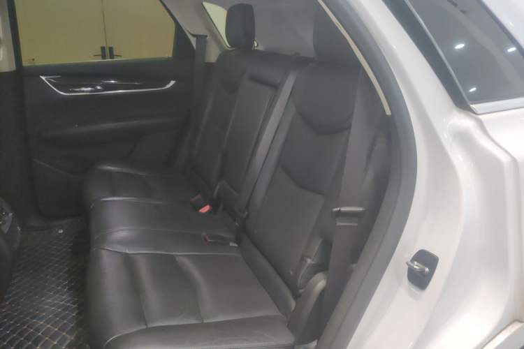 Used Cadillac XT5 2016 25T Luxury Model