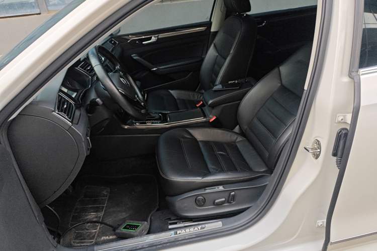 Used Volkswagen Passat 2016 330TSI DSG Prestige Edition