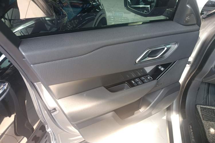 Used Land Rover Range Rover Velar 2021 P250 model
