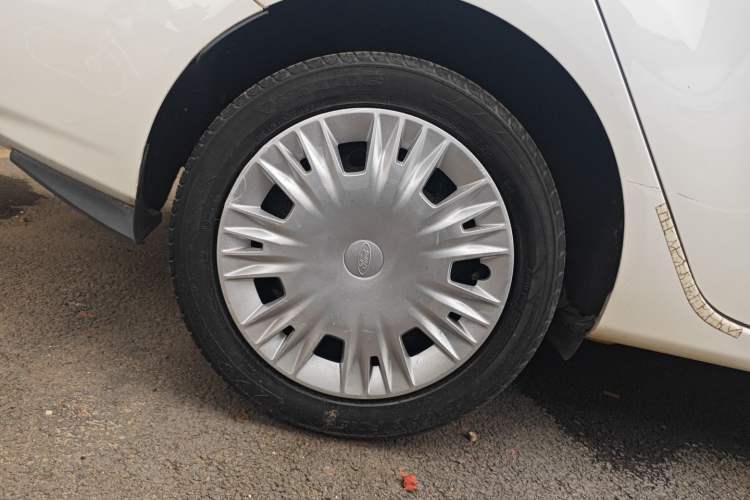 Used Ford Fiesta 2013 Sedan 1.5L Manual Fashion Edition