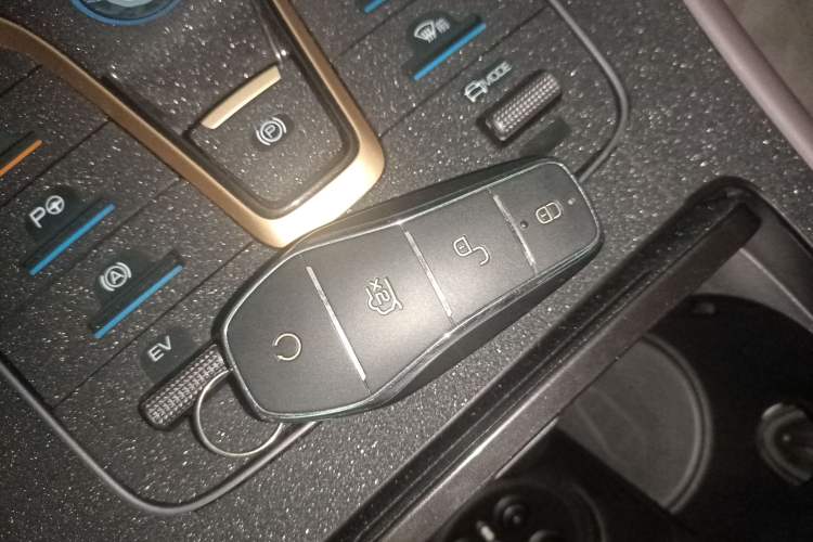 Used BYD Frigate 07 2023 DM-i 100KM Flagship Model Interior 1